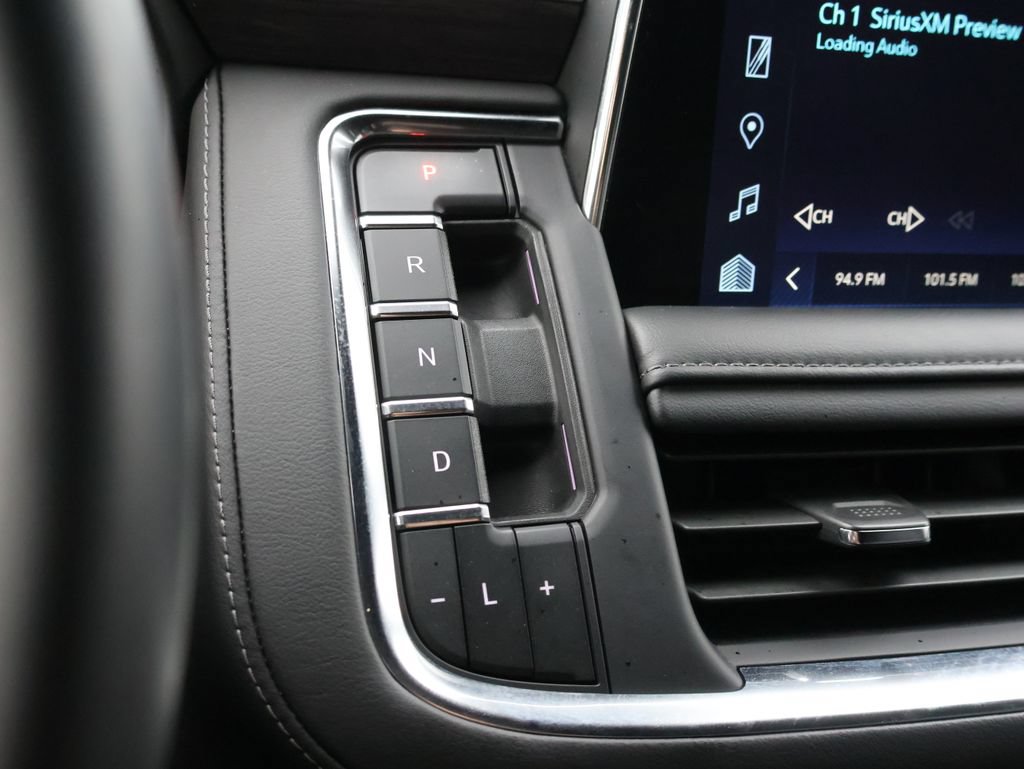 Used 2024 Chevrolet Suburban LT AWD/4WD image 33