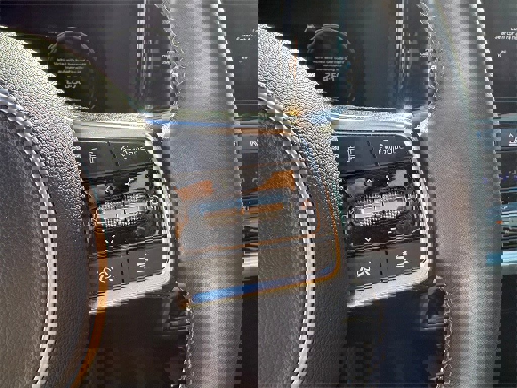 Used 2023 Kia Sorento SX image 21