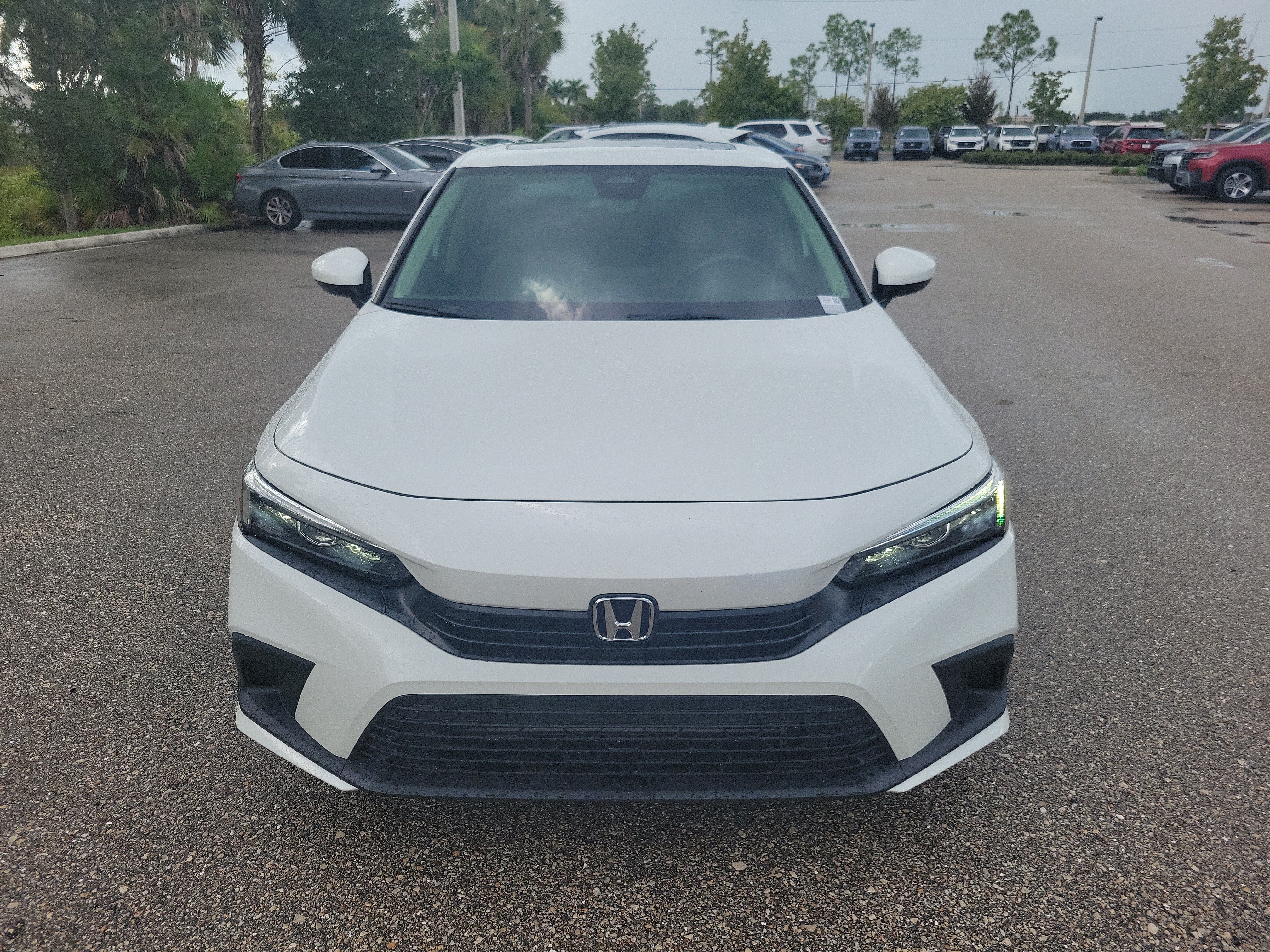 Used 2022 Honda Civic EX image 2
