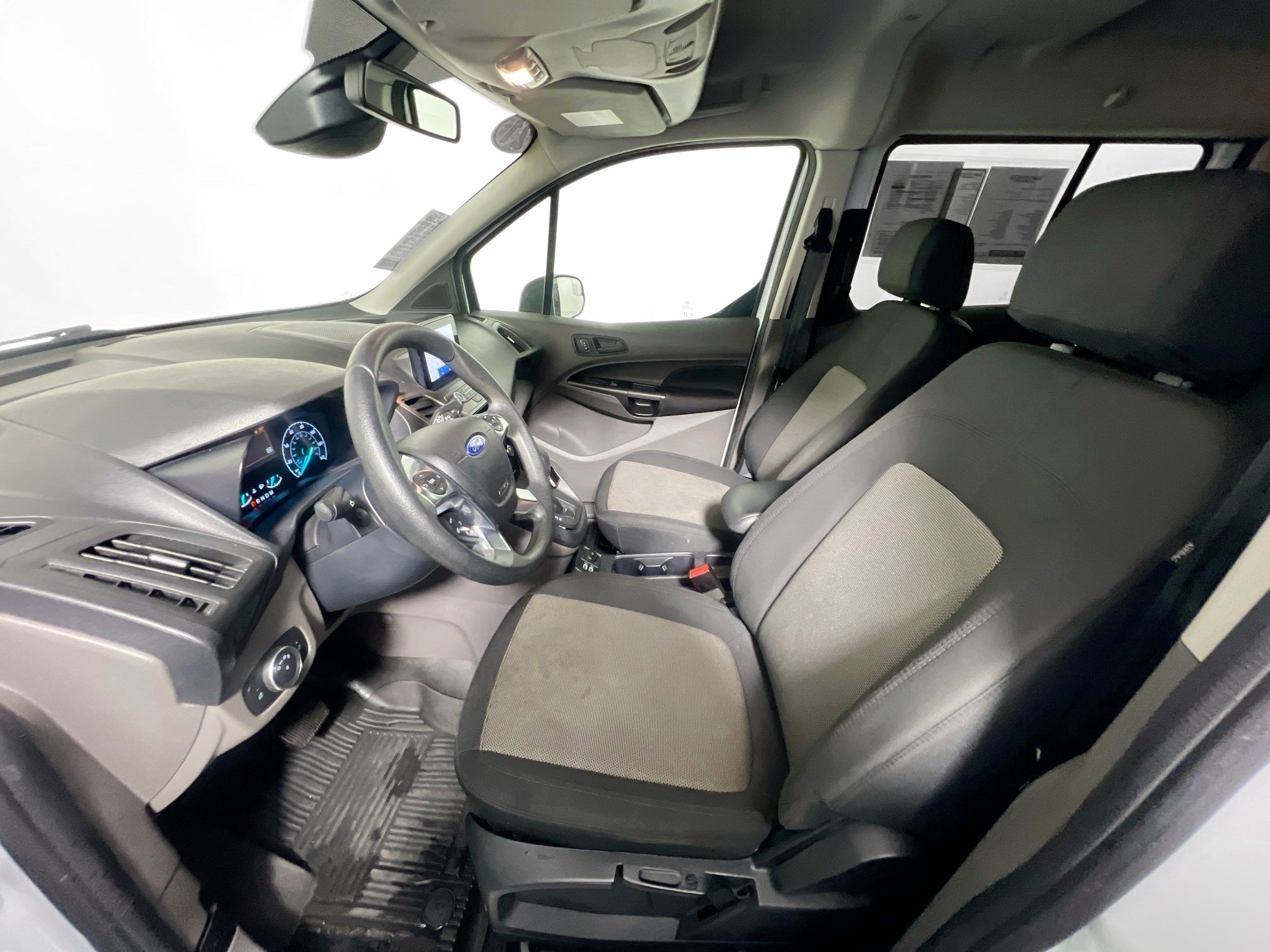 Used 2021 Ford Transit Connect XL image 14