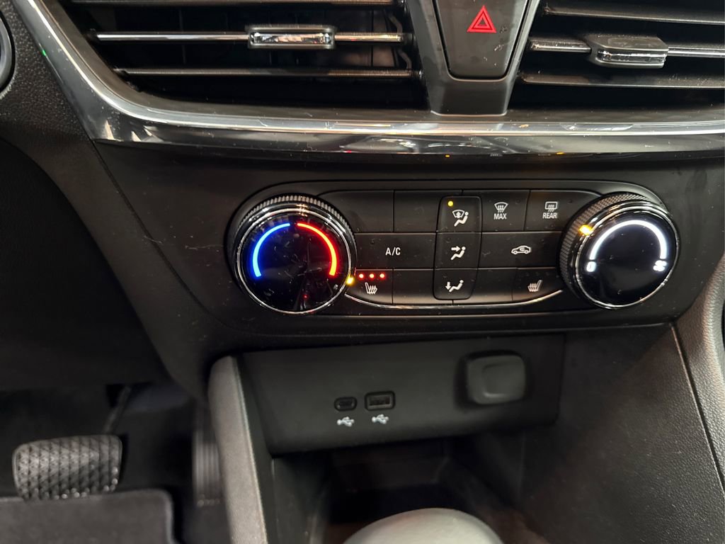 Used 2025 Buick Encore GX Preferred w/ Comfort Package image 29