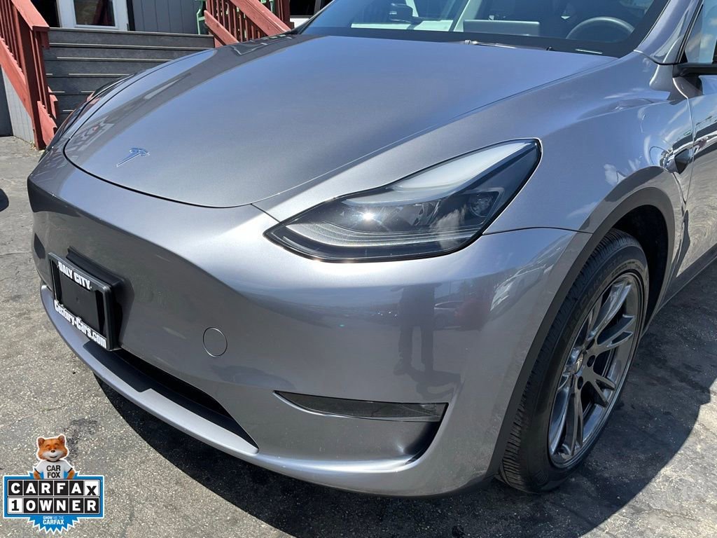 Used 2025 Tesla Model Y Long Range AWD/4WD image 94