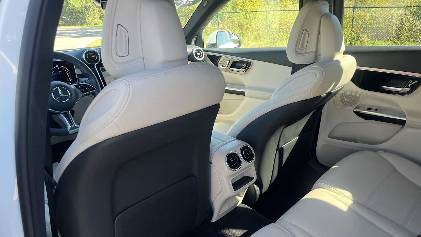 Certified 2025 Mercedes-Benz GLC 350e 4MATIC image 29