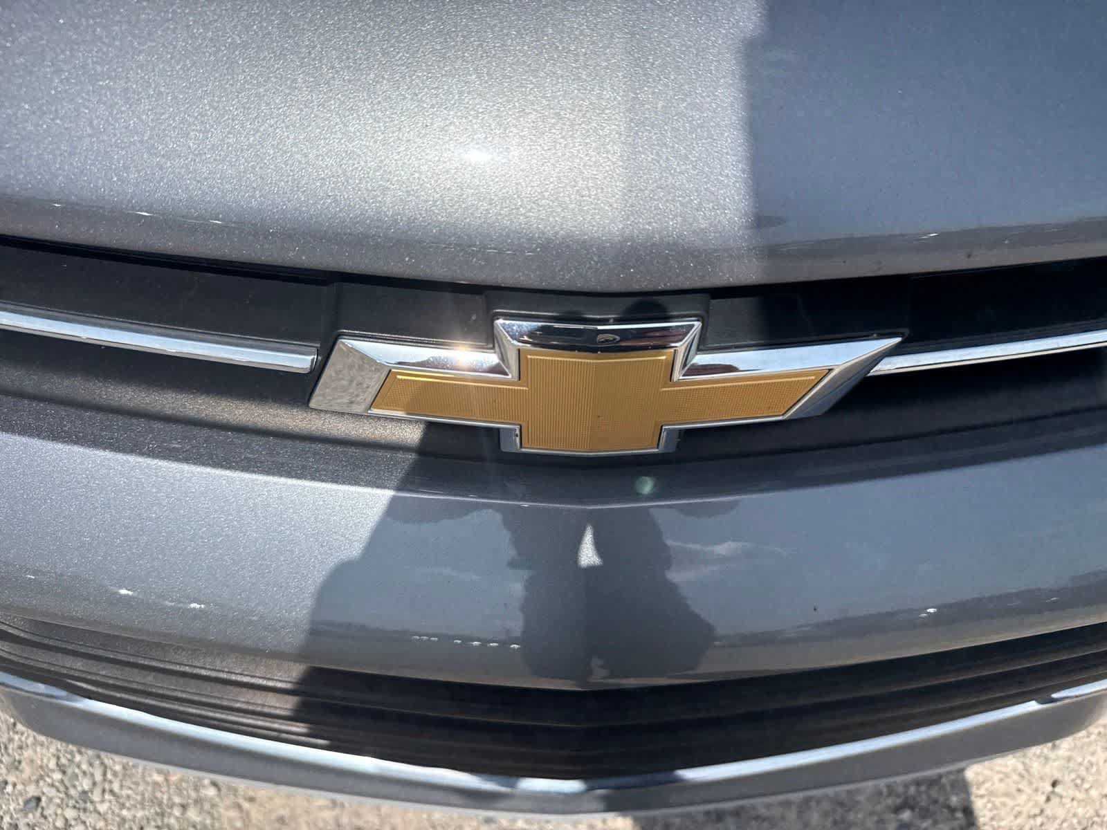 Used 2020 Chevrolet Trax LT w/ LT Convenience Package FWD image 11