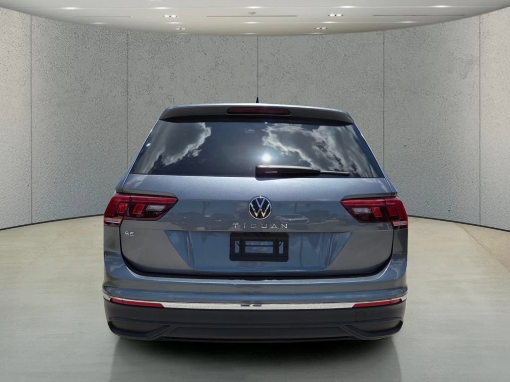 Used 2024 Volkswagen Tiguan SE FWD image 6