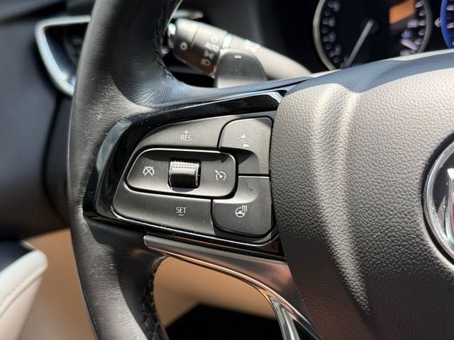 Used 2024 Buick Enclave Avenir w/ Avenir Technology Package AWD/4WD image 32