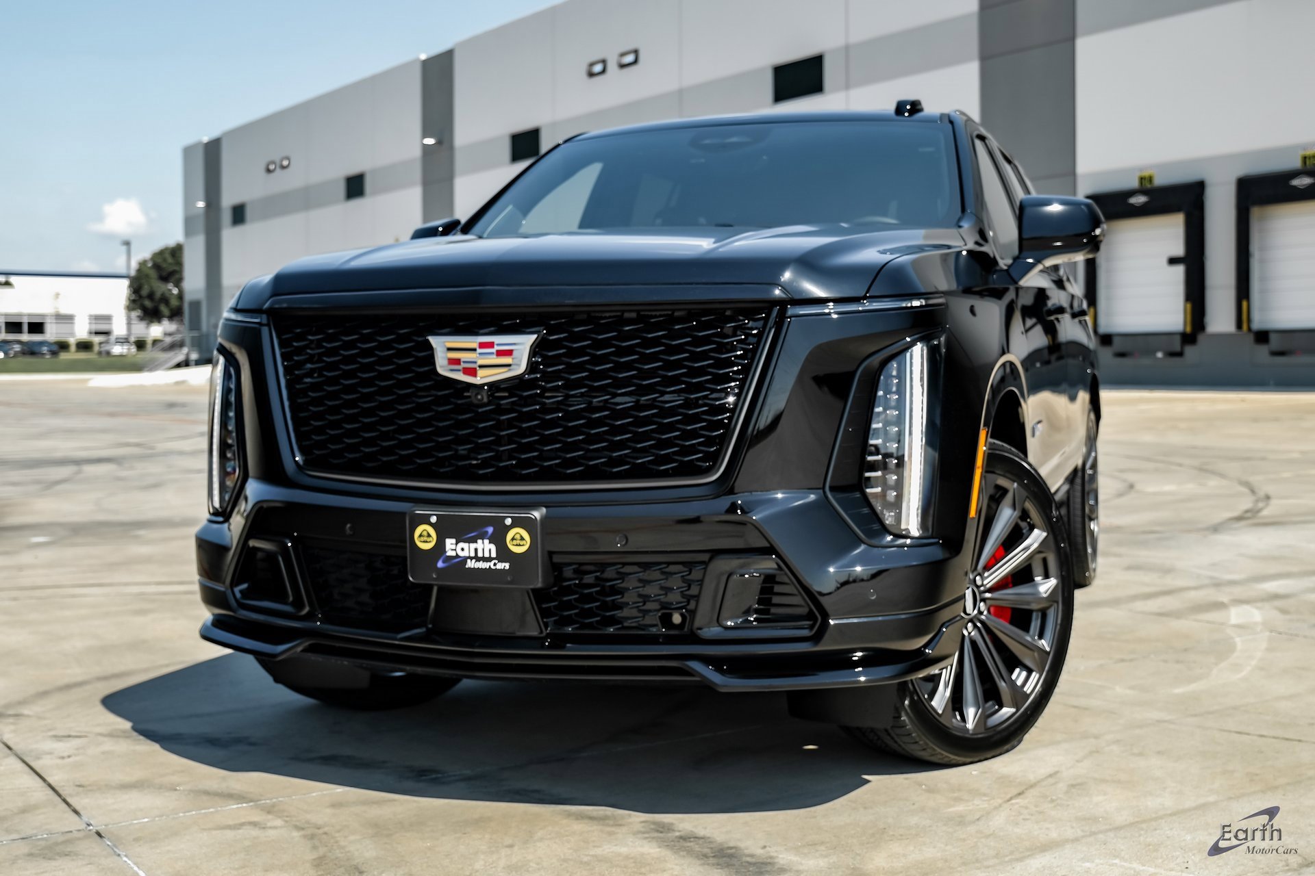 Used 2025 Cadillac Escalade V image 3