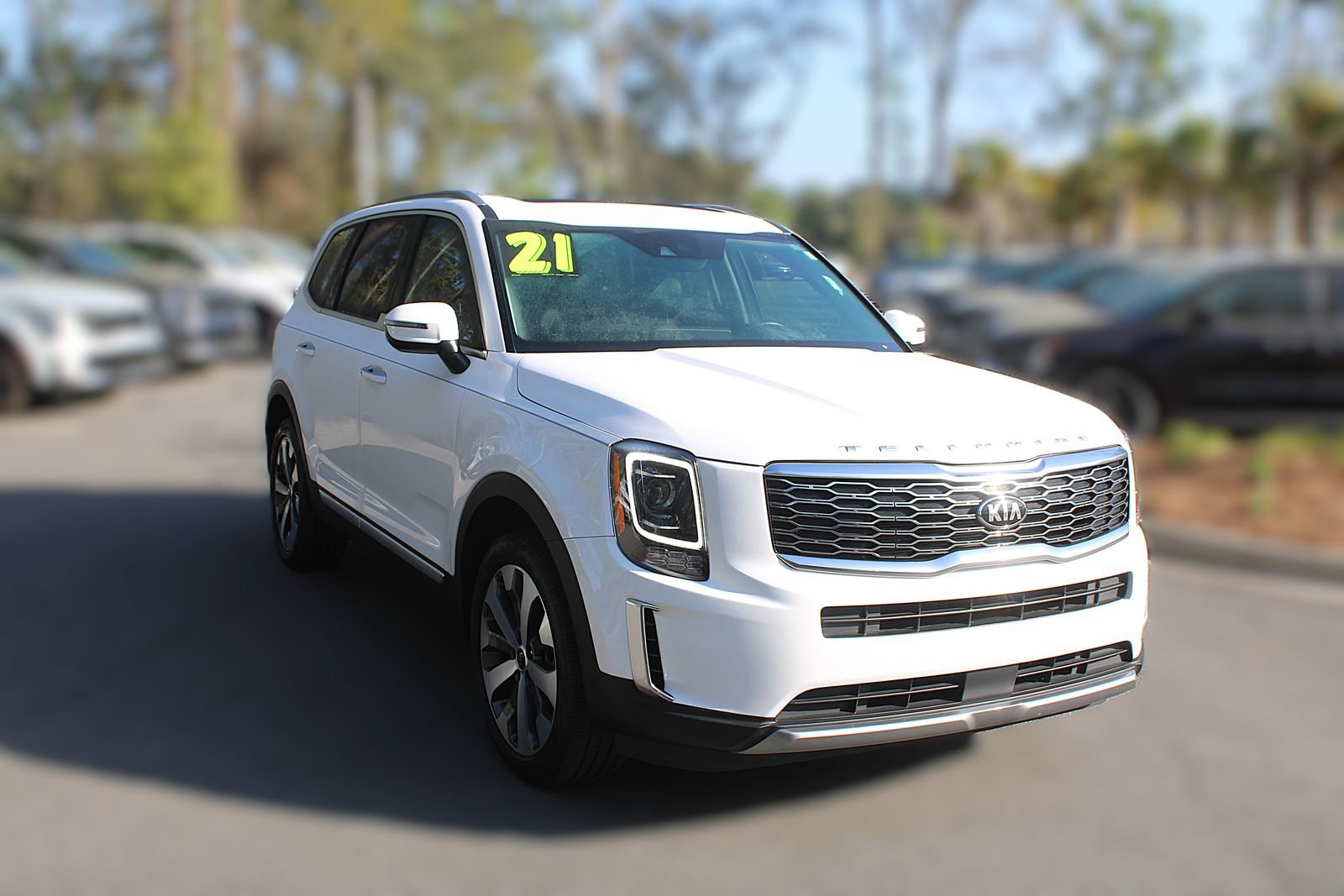 Certified 2021 Kia Telluride S image 16