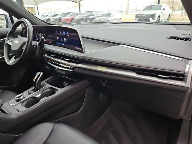 Certified 2025 Cadillac XT4 Premium Luxury image 27