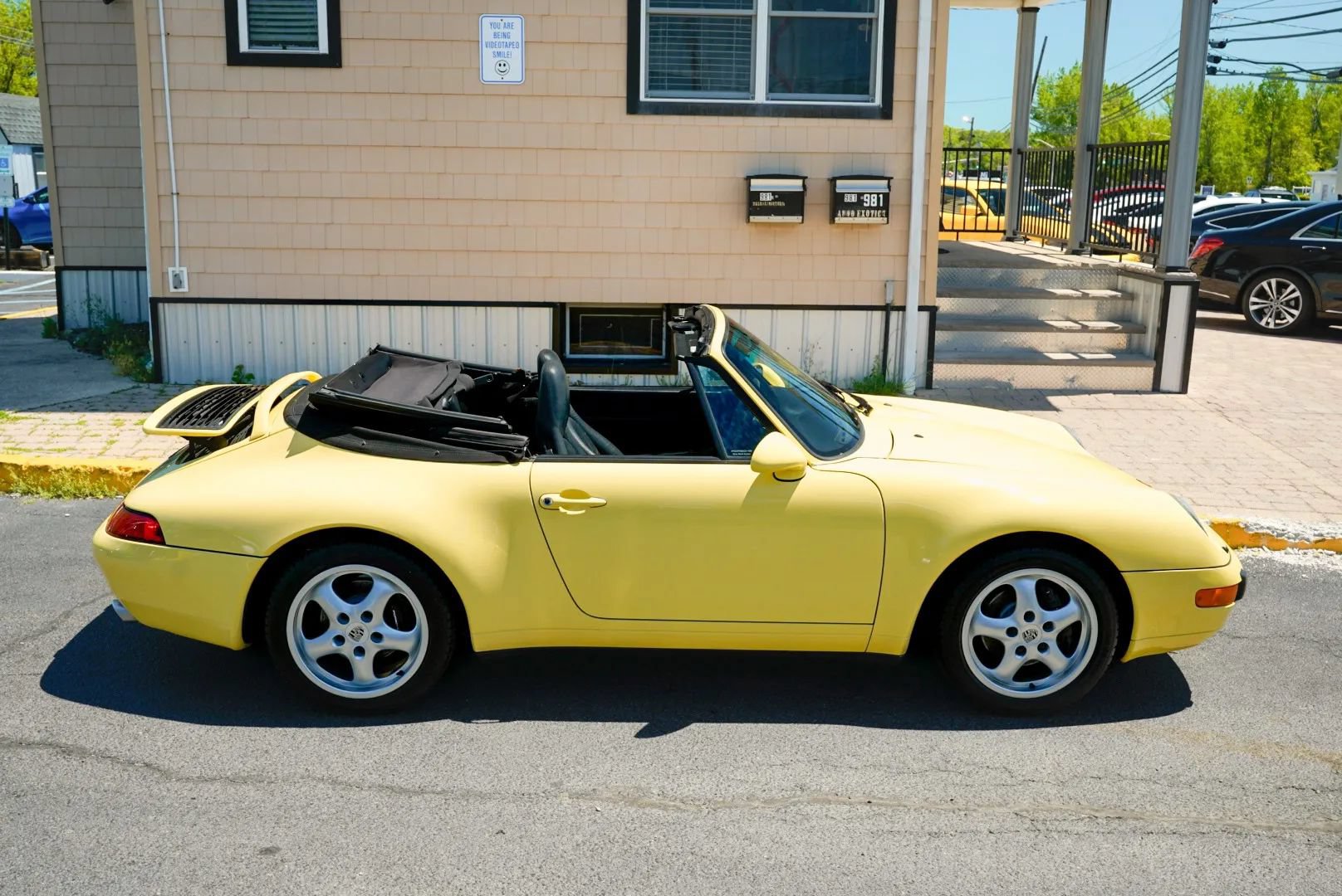 Used 1997 Porsche 911 Carrera RWD image 4