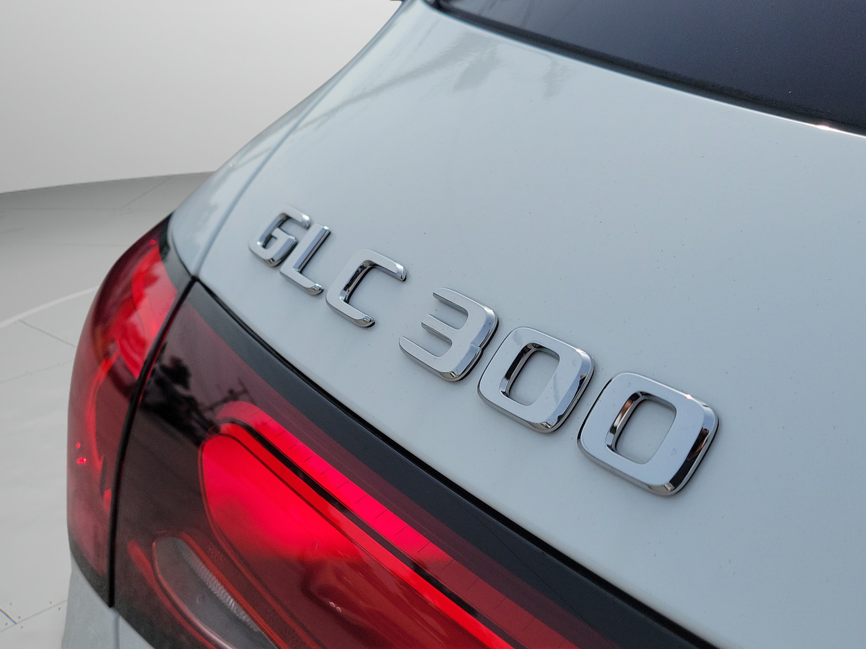 Certified 2026 Mercedes-Benz GLC 300 image 29