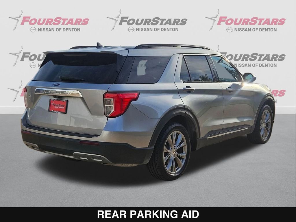 Used 2022 Ford Explorer XLT w/ Equipment Group 202A image 4