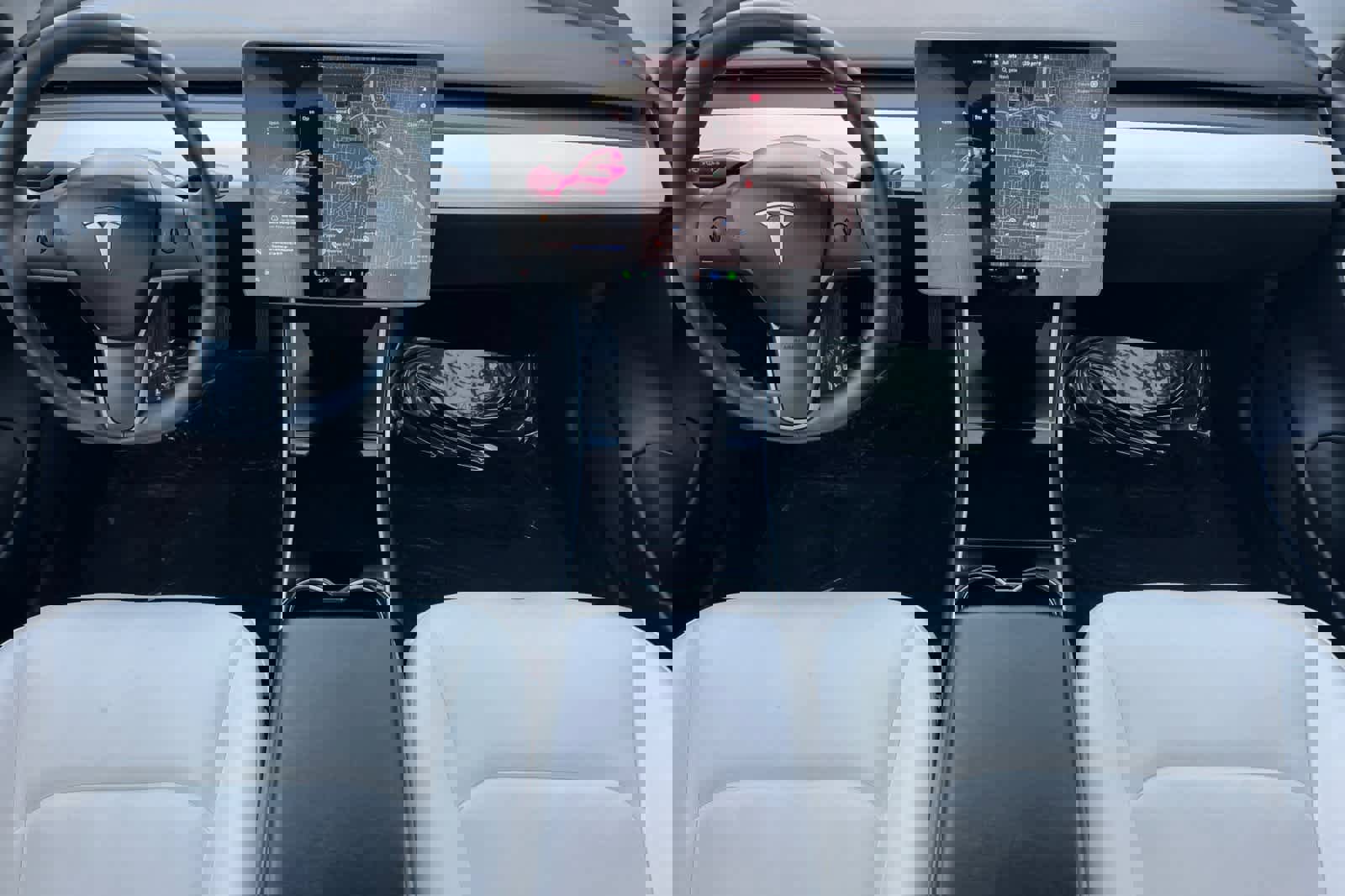 Used 2019 Tesla Model 3 Standard Range Plus image 4