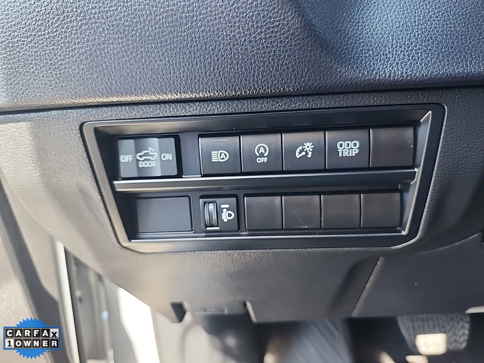 Used 2023 Toyota Tundra SR5 AWD/4WD image 9
