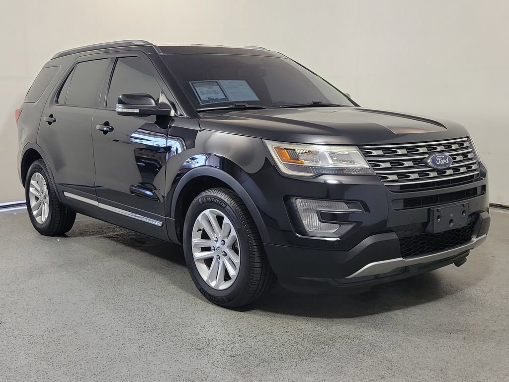 Used 2017 Ford Explorer XLT w/ Equipment Group 202A