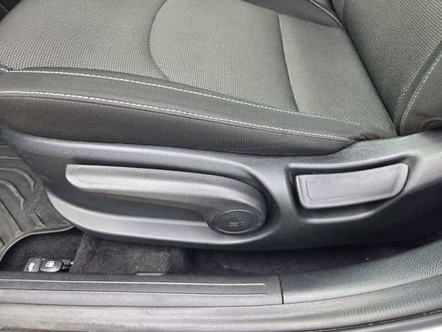 Used 2023 Kia Forte LXS w/ LXS Technology Package FWD image 16