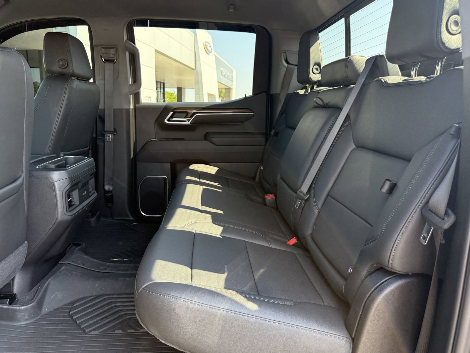 Used 2025 Chevrolet Silverado 1500 LT Trail Boss w/ Convenience Package II image 16