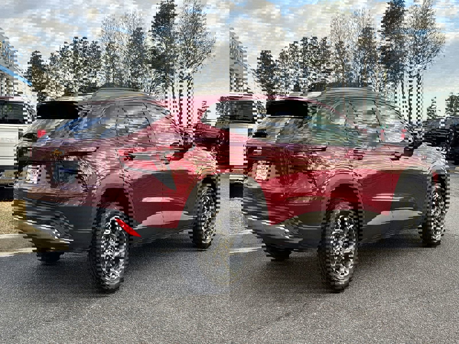 Used 2025 Chevrolet Trax LT w/ LT Convenience Package image 10