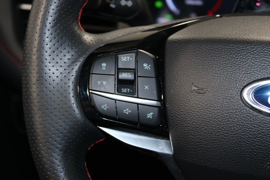Used 2025 Ford Explorer ST-Line w/ ST-Line Street Pack image 40