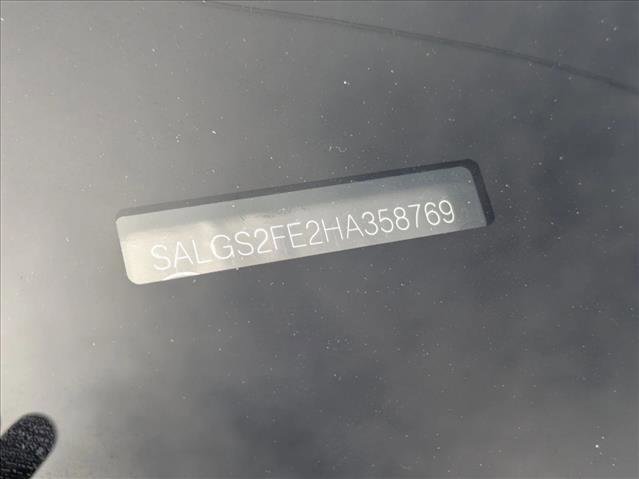 Used 2017 Land Rover Range Rover Supercharged image 16