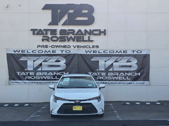 Used 2024 Toyota Corolla LE FWD image 3