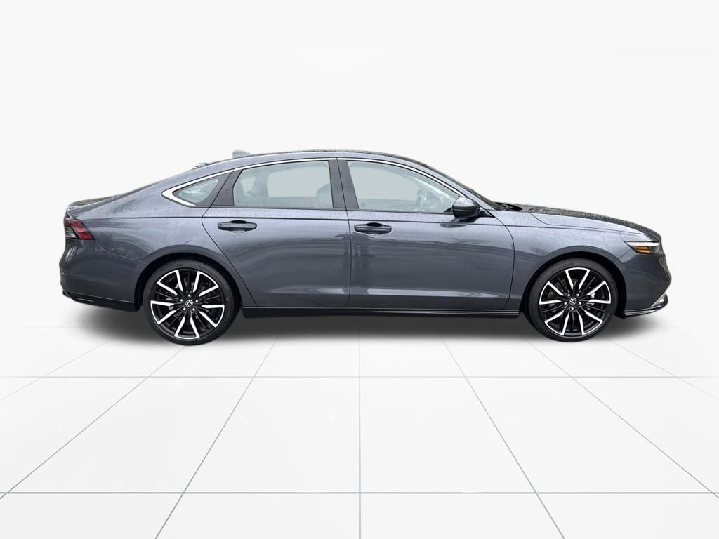 New 2026 Honda Accord Touring image 9