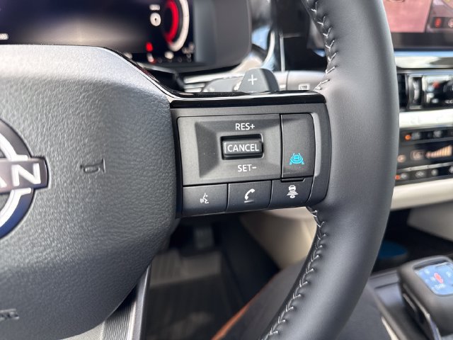 New 2026 Nissan Pathfinder SL FWD image 31