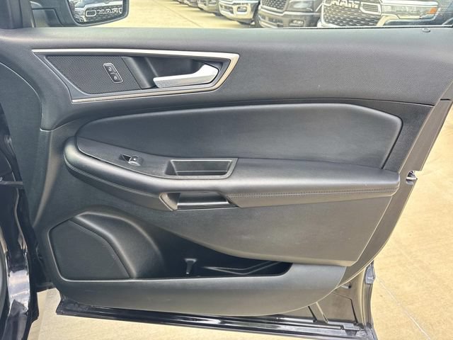 Used 2022 Ford Edge SEL AWD/4WD image 17