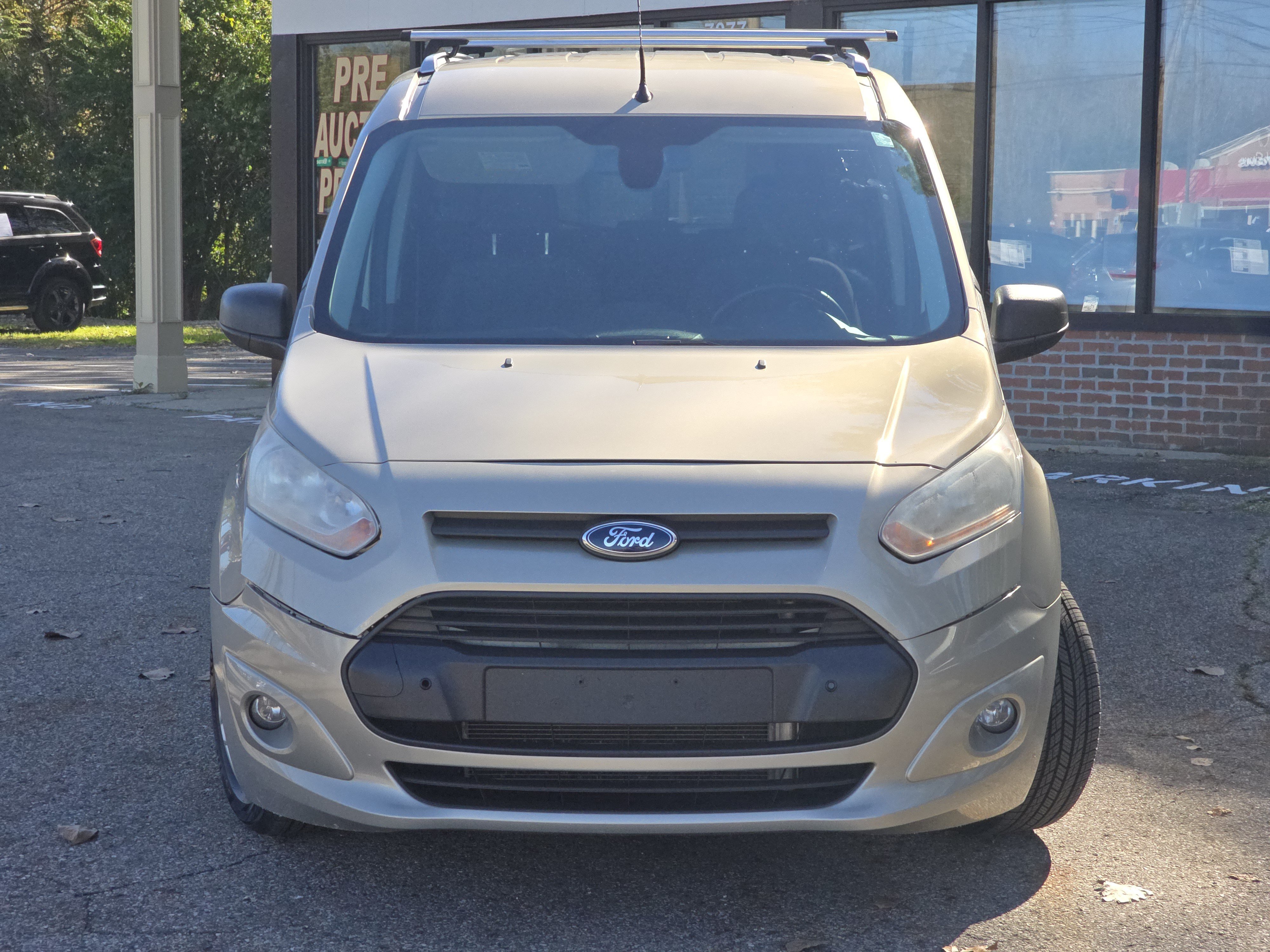 Used 2014 Ford Transit Connect XLT FWD image 2