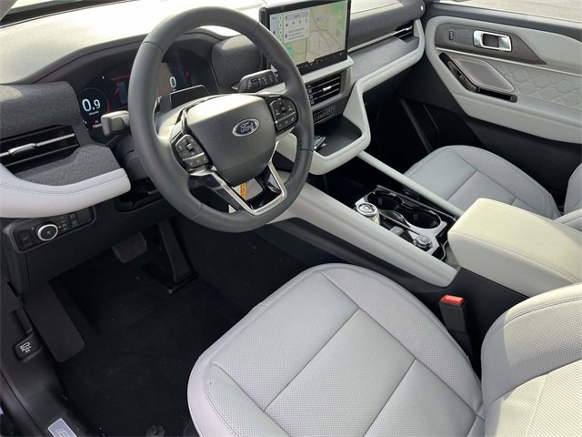 New 2026 Ford Explorer Platinum w/ LUX Leather Package image 28