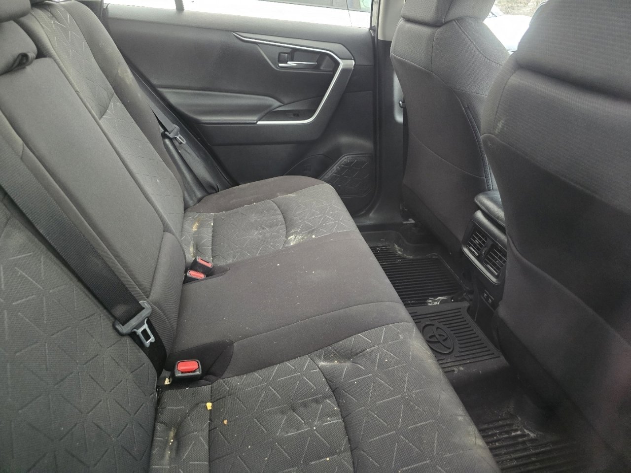 Certified 2021 Toyota RAV4 XLE w/ Convenience Package AWD/4WD image 12