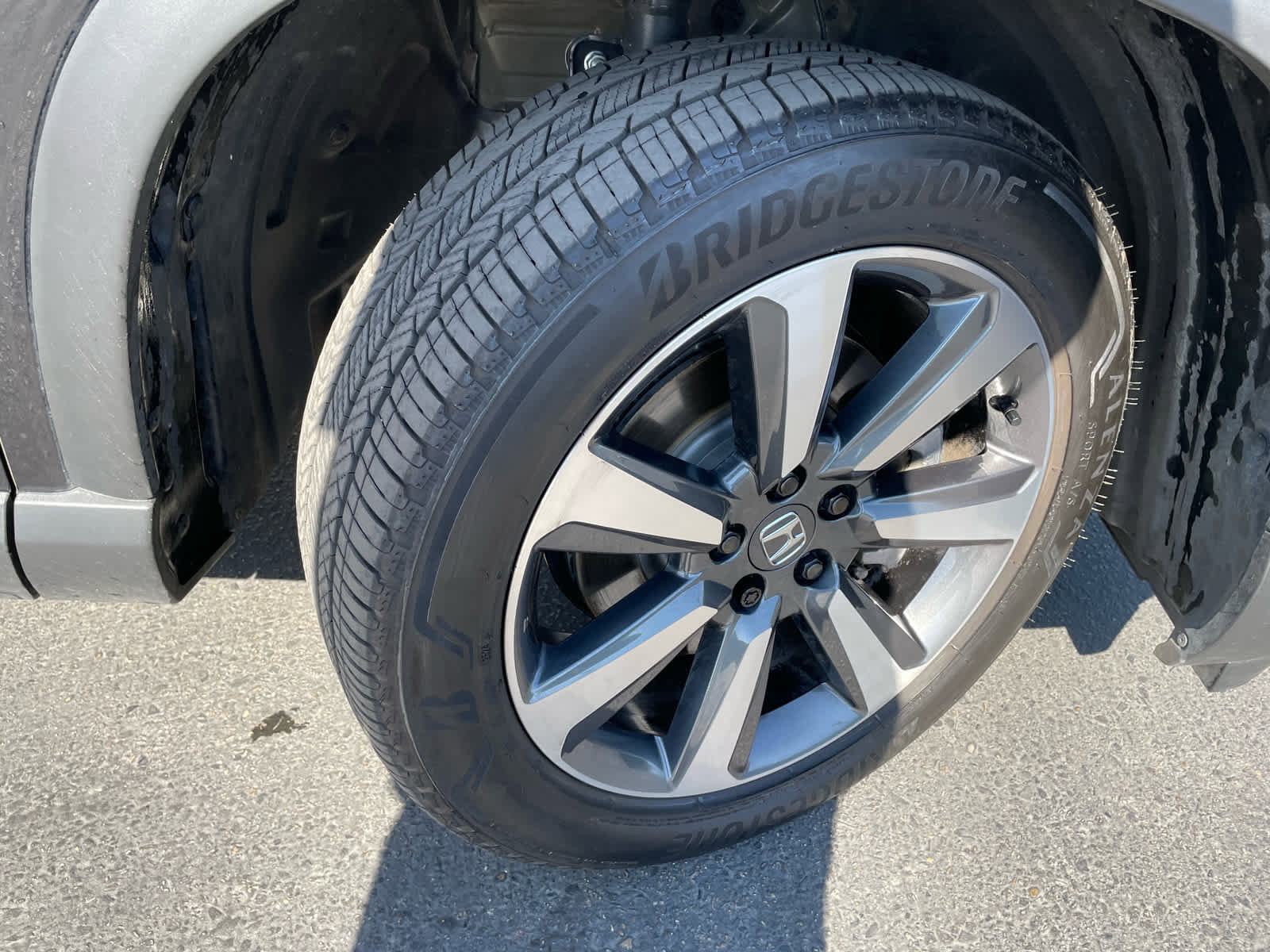 Used 2025 Honda Pilot Elite image 23