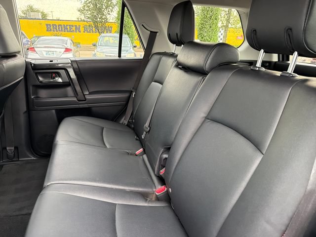 Used 2022 Toyota 4Runner TRD Off-Road Premium AWD/4WD image 22