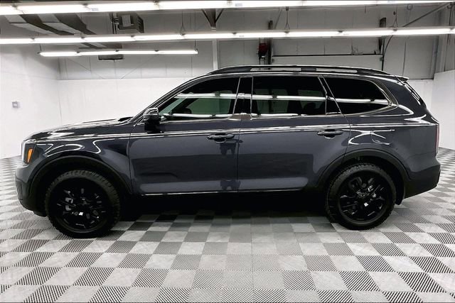 Used 2025 Kia Telluride AWD image 14