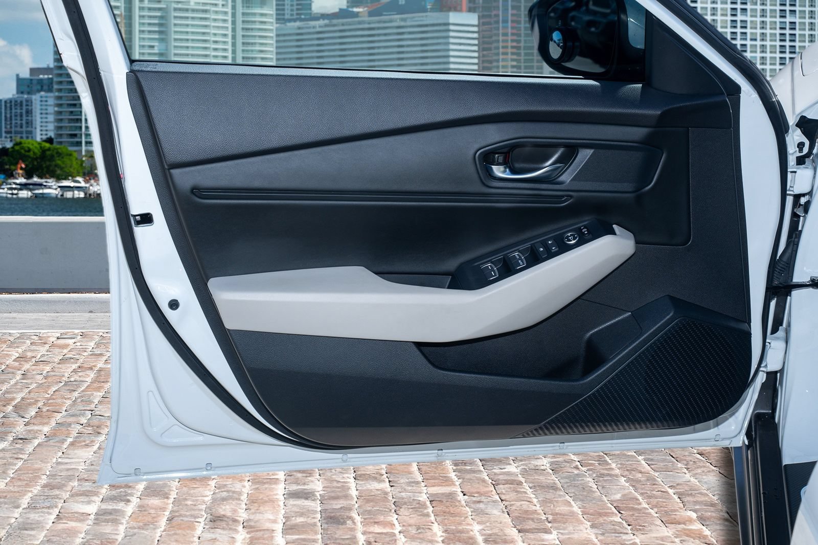 Certified 2023 Honda Accord EX image 11