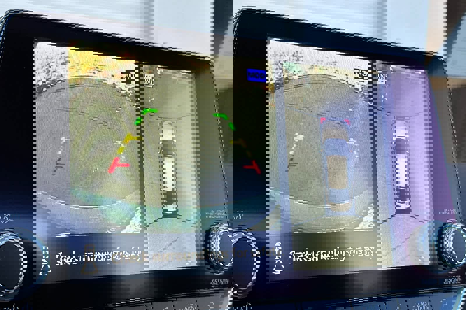 New 2025 Nissan Sentra SR w/ SR Premium Package image 18