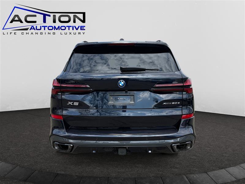 Used 2025 BMW X5 xDrive50e w/ M Sport Package AWD/4WD image 7