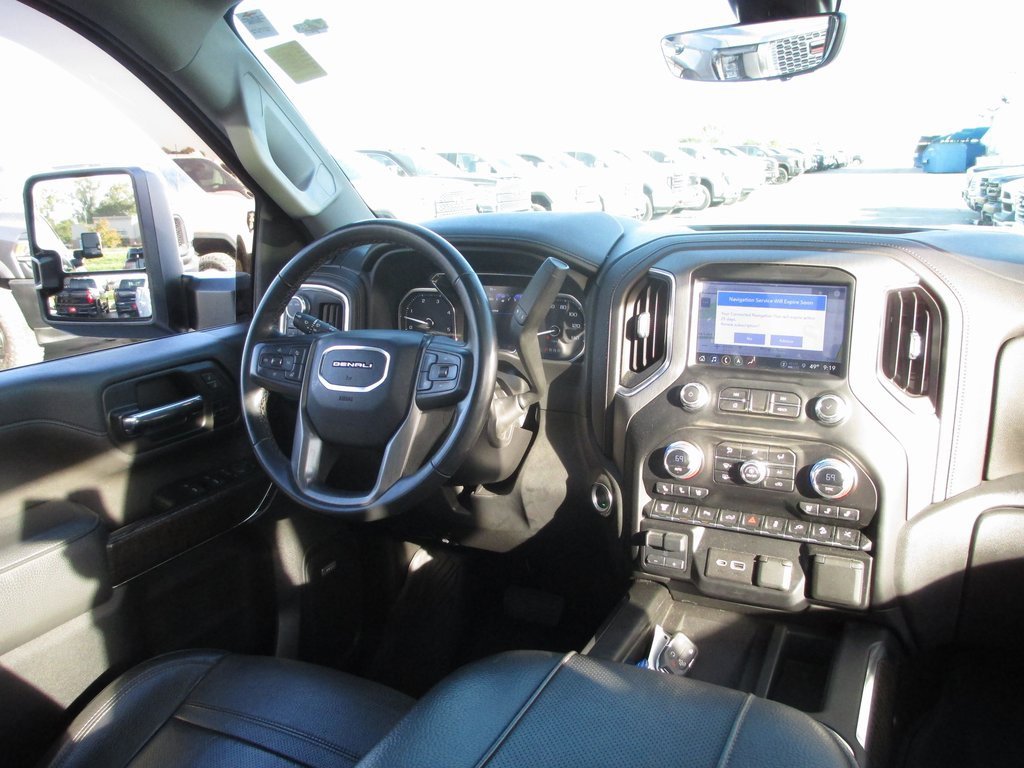Certified 2023 GMC Sierra 3500 Denali w/ Denali Ultimate Package image 28