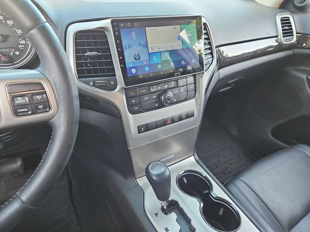 Used 2013 Jeep Grand Cherokee Laredo AWD/4WD image 19