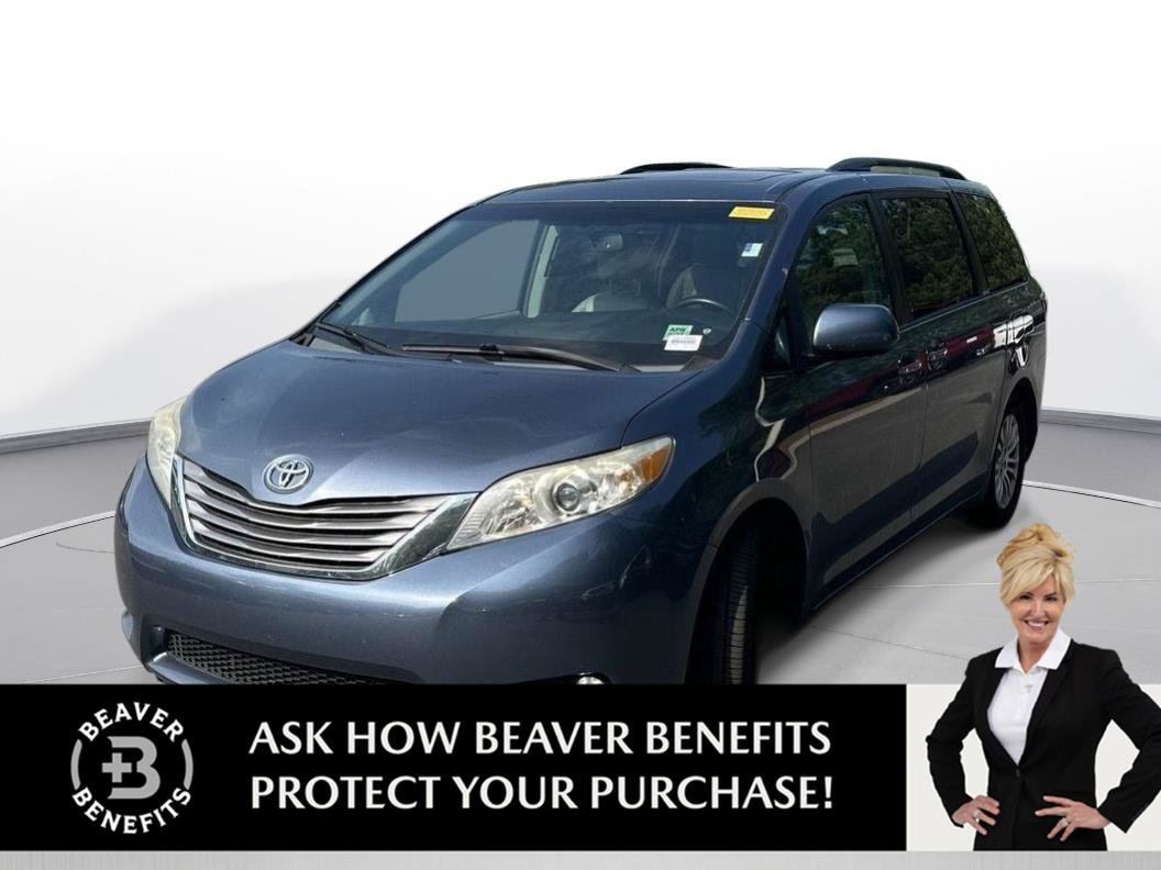 Used 2015 Toyota Sienna XLE Premium FWD video 1