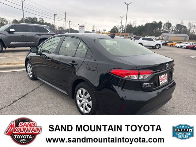 Used 2024 Toyota Corolla LE image 5