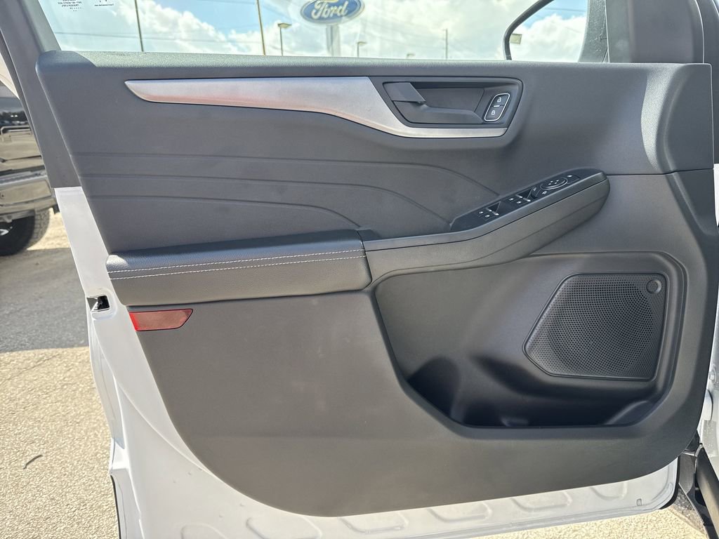 Used 2024 Ford Escape Active image 10