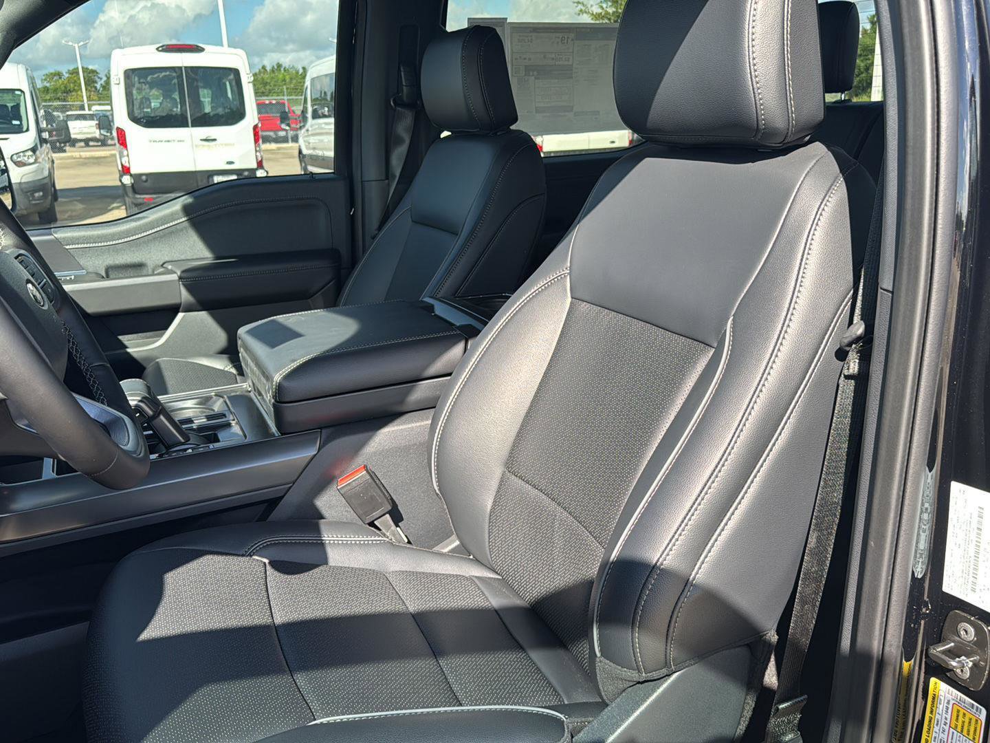 New 2025 Ford F150 Lariat w/ Equipment Group 502A High image 14