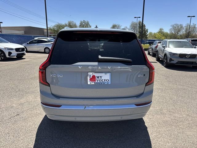 New 2025 Volvo XC90 B6 Plus w/ Protection Package Premier image 5