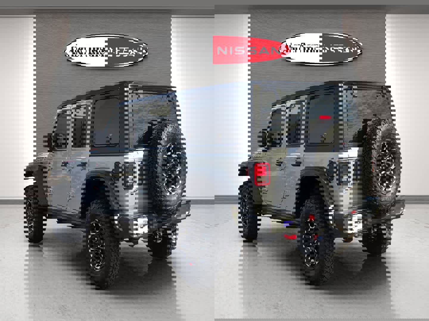 Used 2023 Jeep Wrangler Unlimited Rubicon image 7