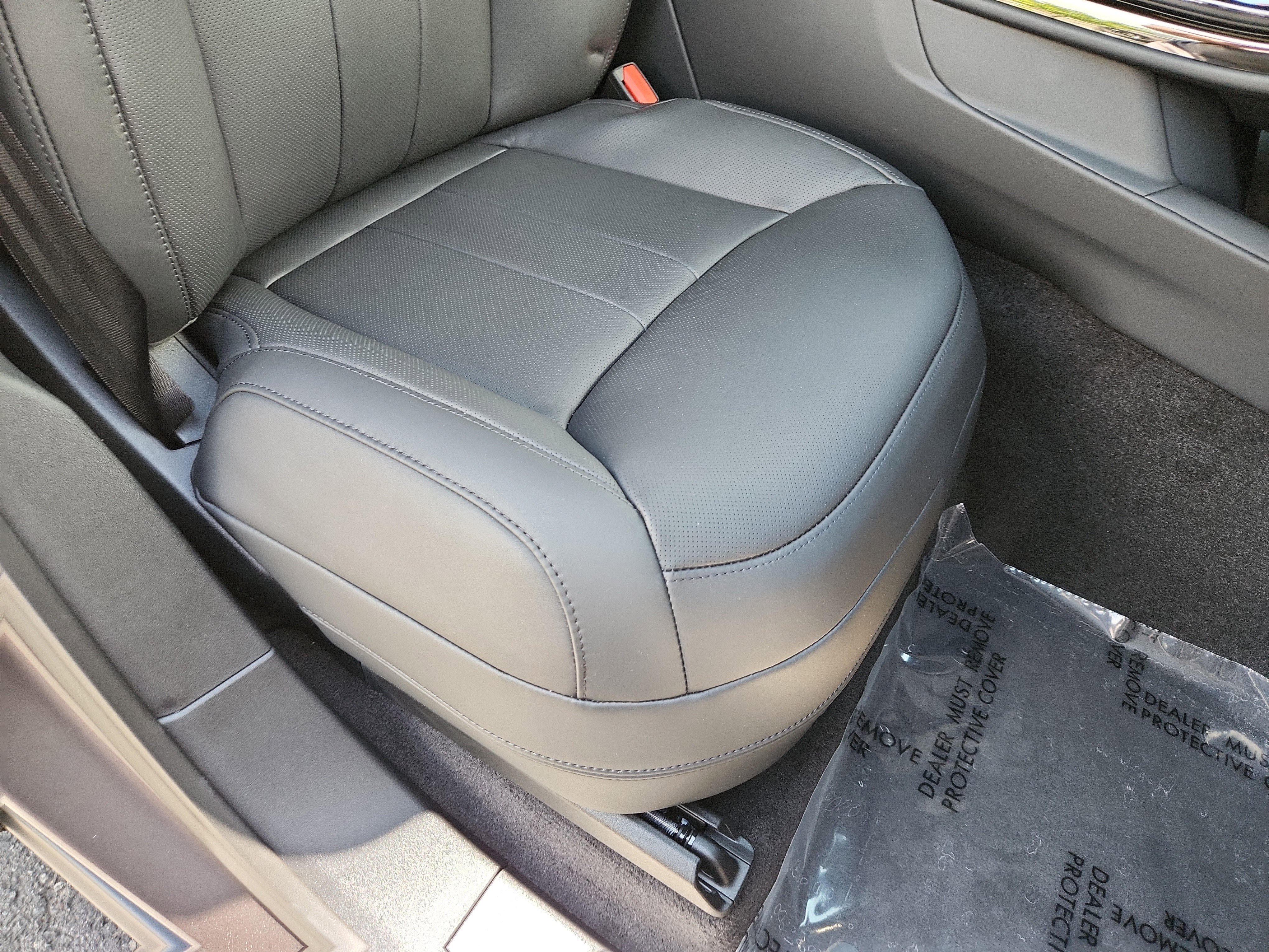 New 2025 Land Rover Range Rover Sport Dynamic SE image 18