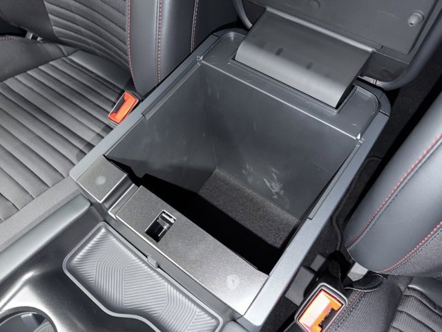 New 2025 Ford Explorer ST-Line w/ Premium Package image 23