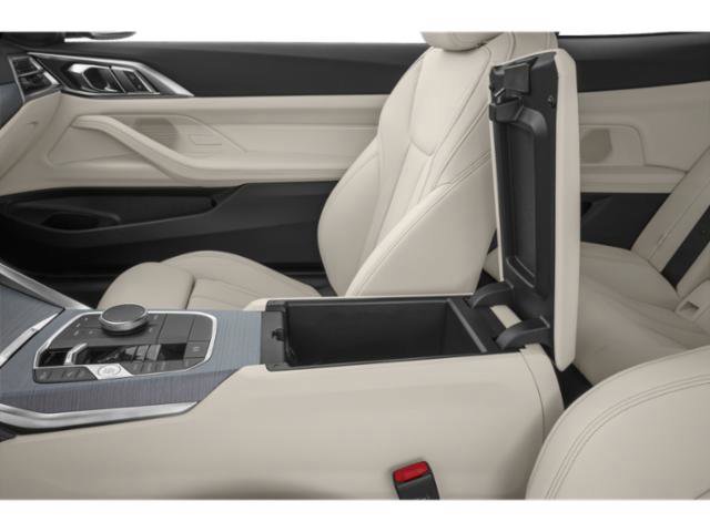 Used 2025 BMW 440i xDrive Coupe w/ Premium Package image 16