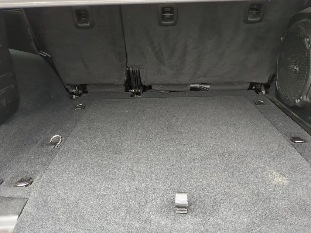 Used 2020 Jeep Wrangler Unlimited Sahara image 12