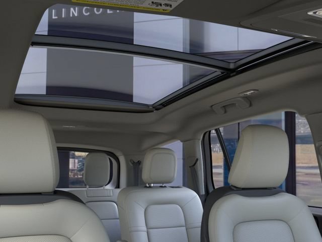New 2026 Lincoln Aviator AWD image 25